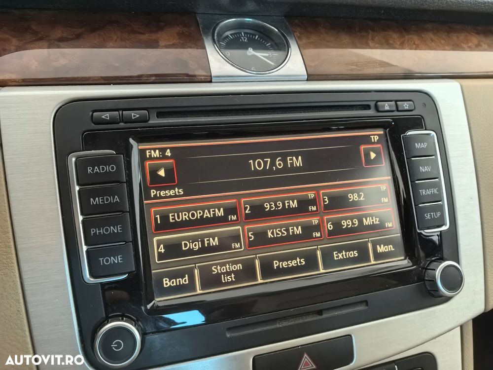 Volkswagen Passat 2.0 TDI BlueMotion Tehnology Highline DSG - 22