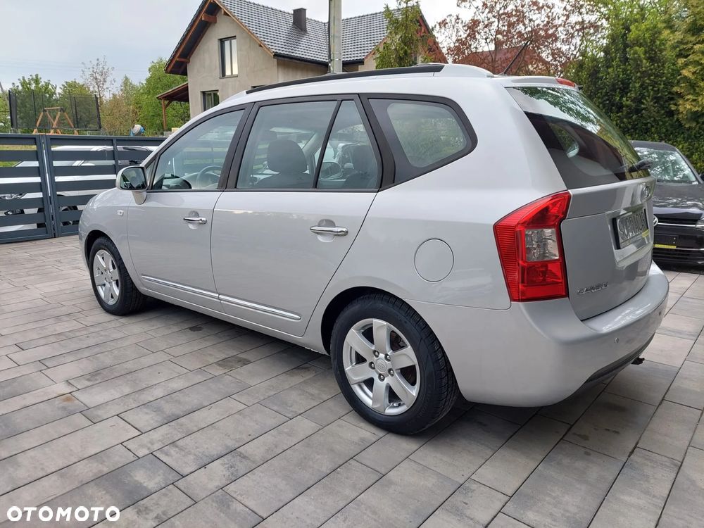 Kia Carens 2.0 CVVT EX - 3