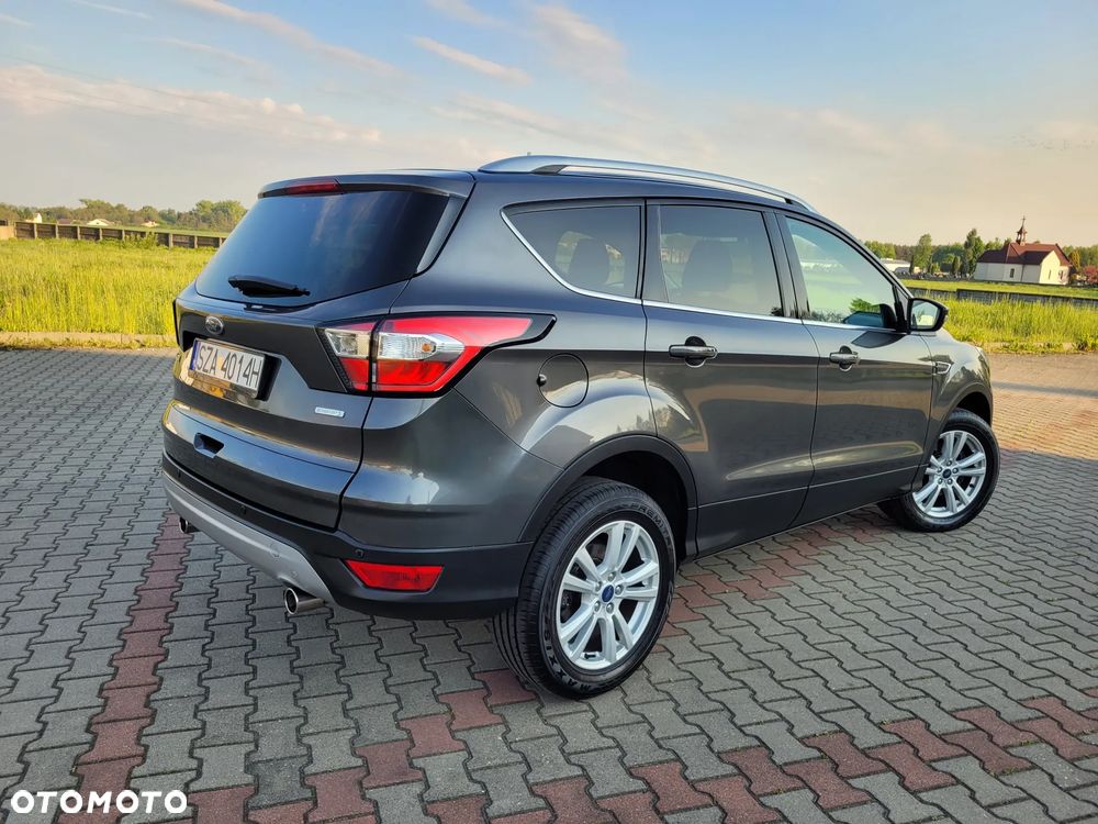 Ford Kuga - 12