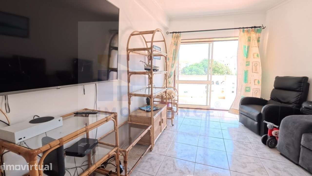 Excelente Apartamento T2, segunda linha de mar - Grande imagem: 4/28