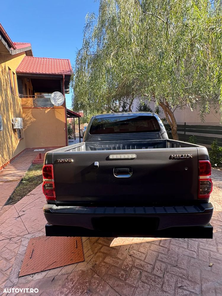 Toyota Hilux 4x4 Cabina Dubla Comfort - 7