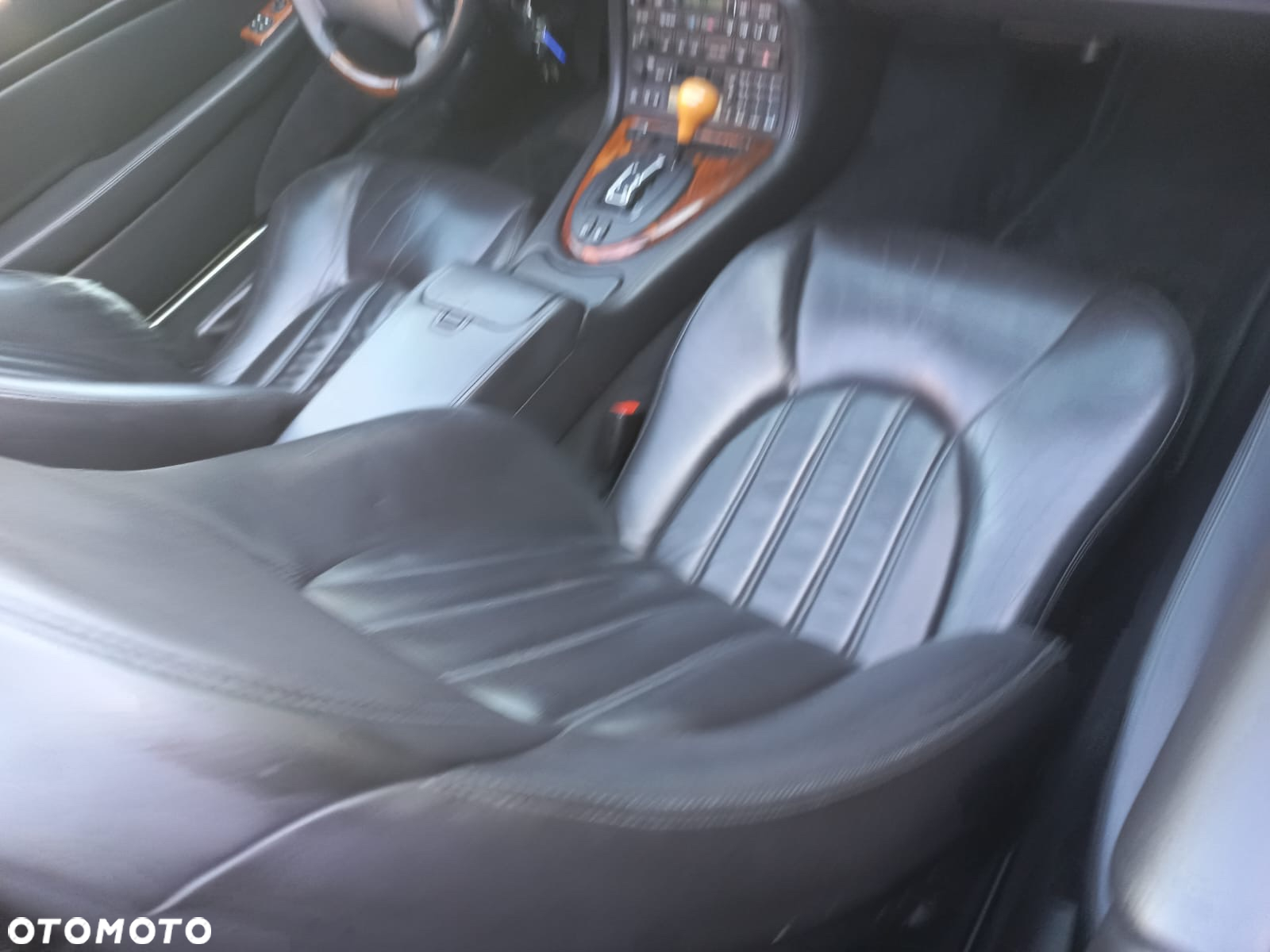 Jaguar XK8 XKR 4.0 - 18