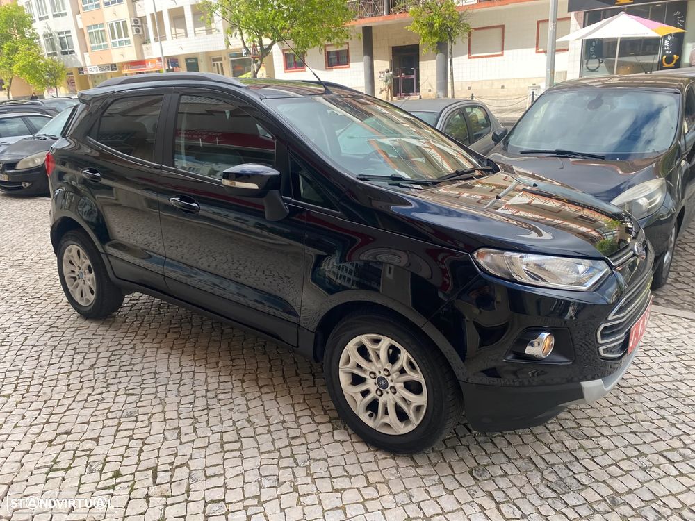 Ford EcoSport 1.0 EcoBoost Titanium - 17