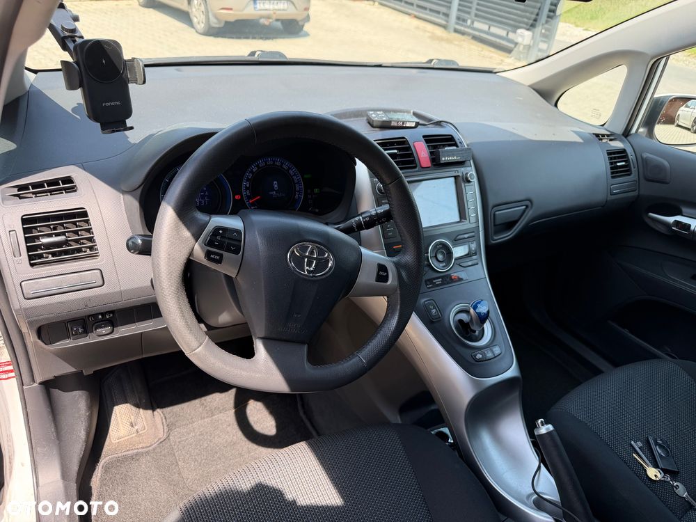 Toyota Auris 1.8 HSD Luna - 7