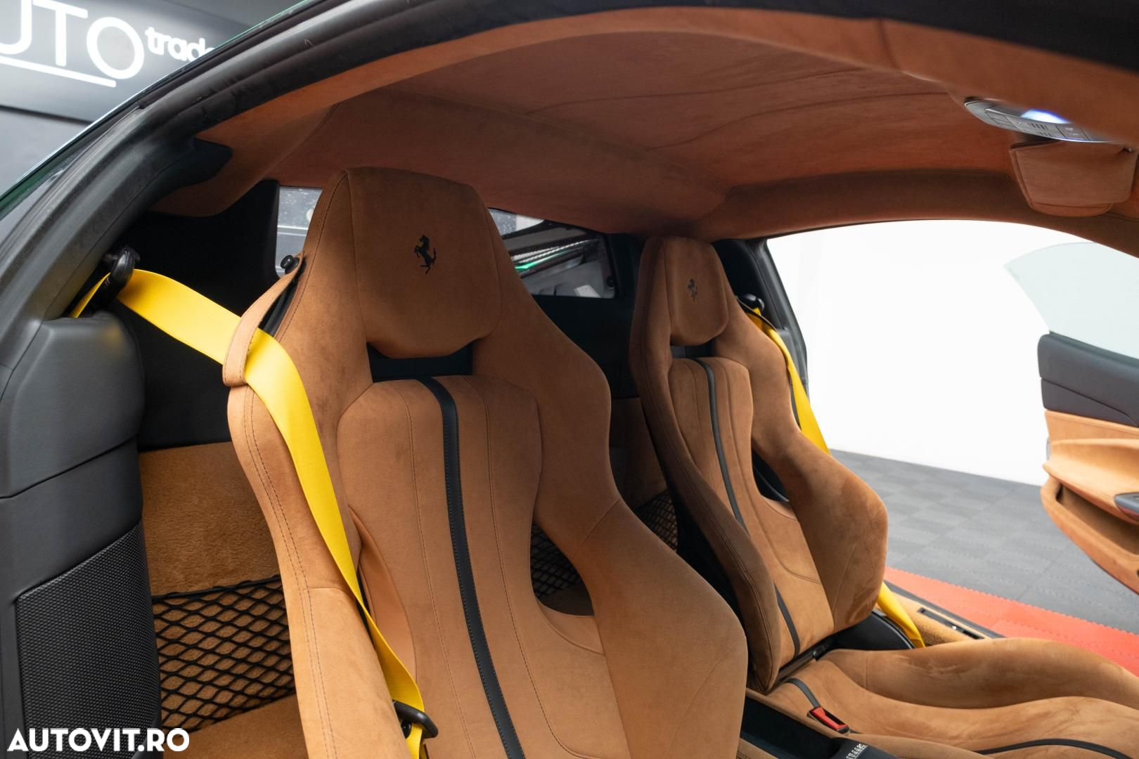 Ferrari F8 - 9