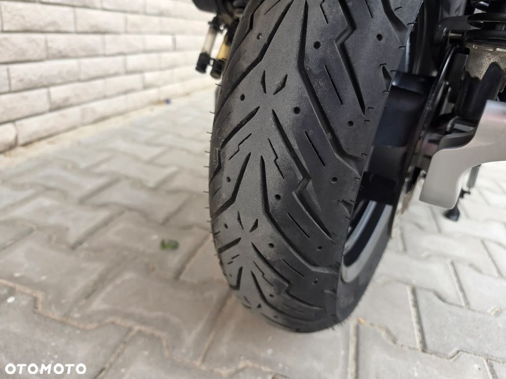 Yamaha X-max - 15