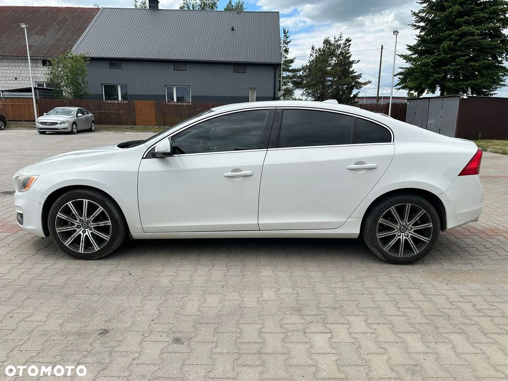 Volvo S60 - 7