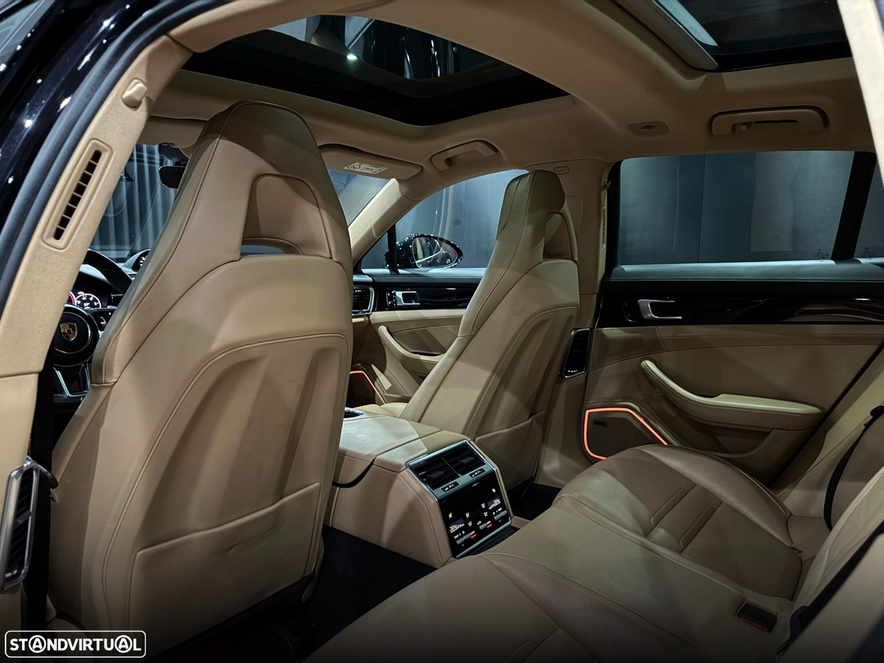 Porsche Panamera Sport Turismo - 43
