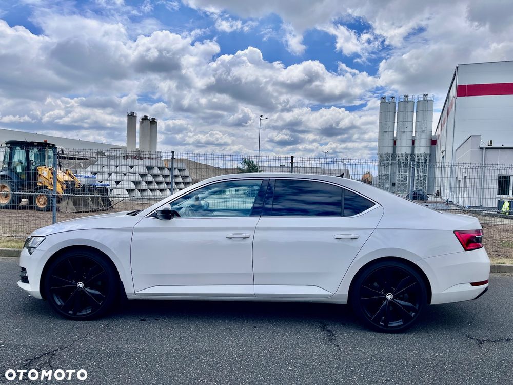 Skoda Superb 2.0 TDI Style DSG7 - 4