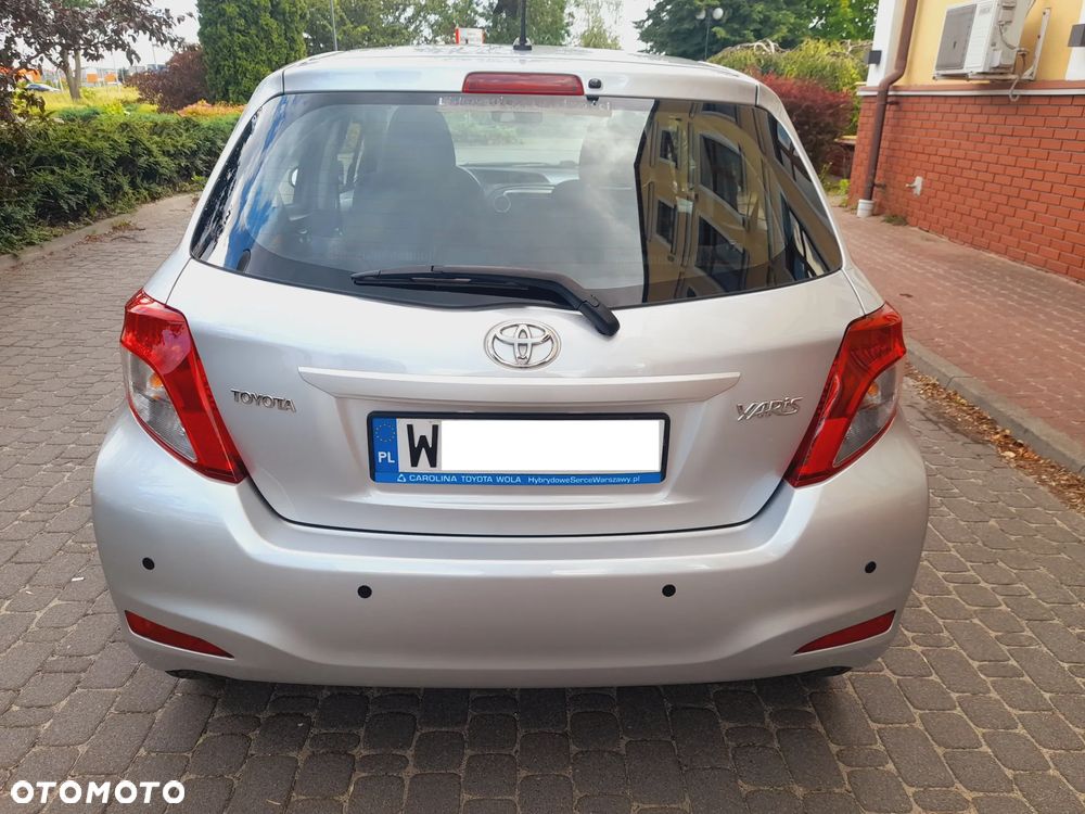 Toyota Yaris - 4
