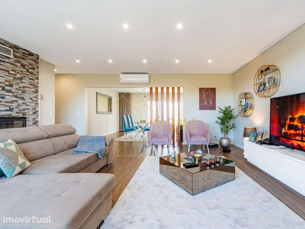 Moradia T4 na Urbanização Jardins de Santiago- Setúbal - Grande imagem: 4/60