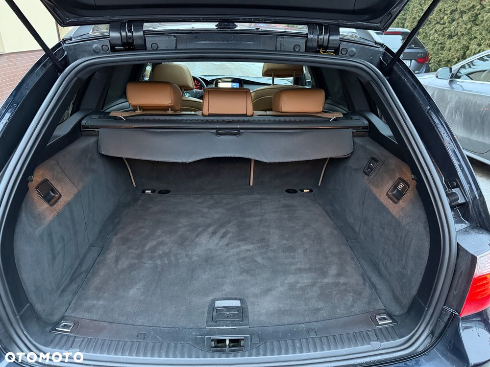 BMW Seria 5 530d Edition Sport - 30