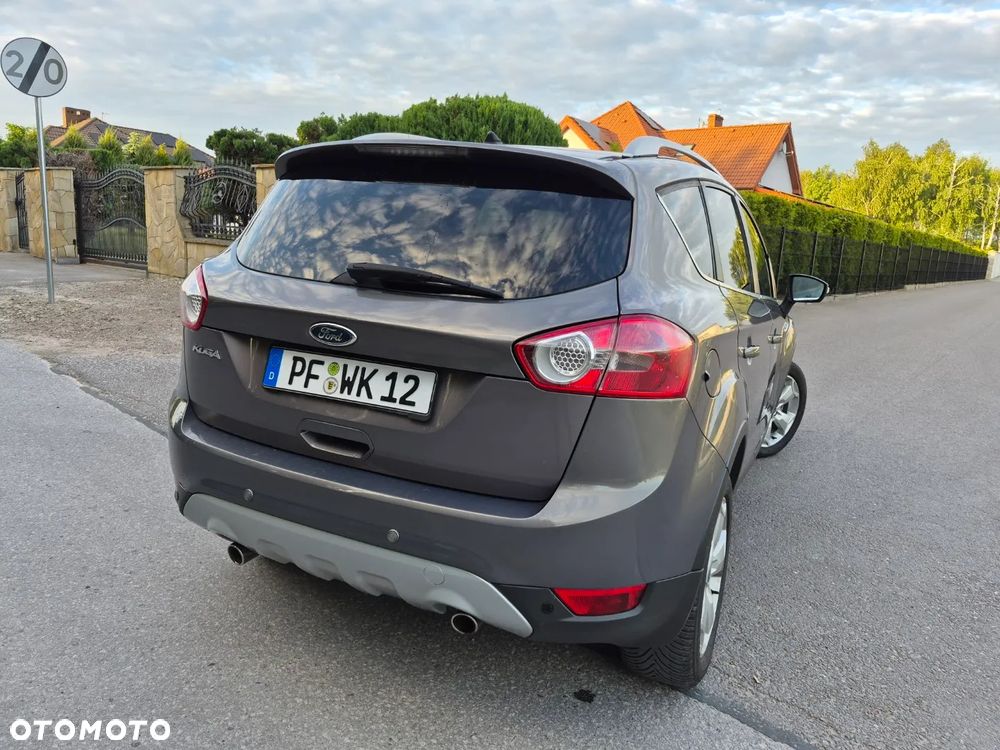 Ford Kuga 2.0 TDCi 4x4 Titanium - 10