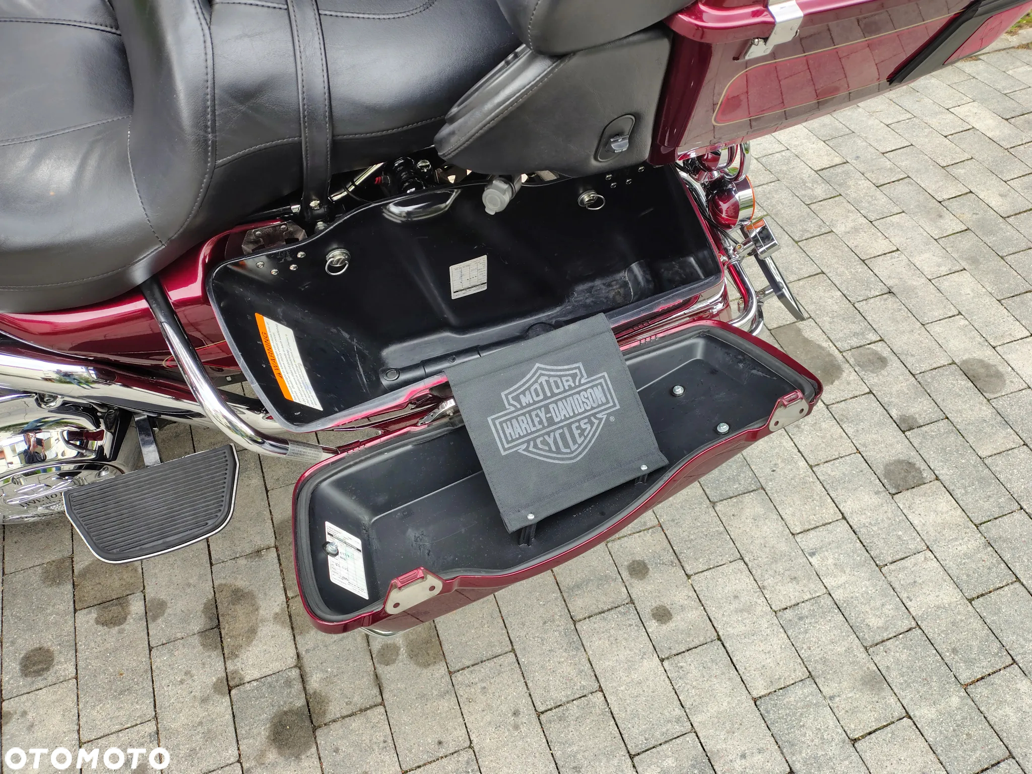 Harley-Davidson FLHTCU Ultra - 11