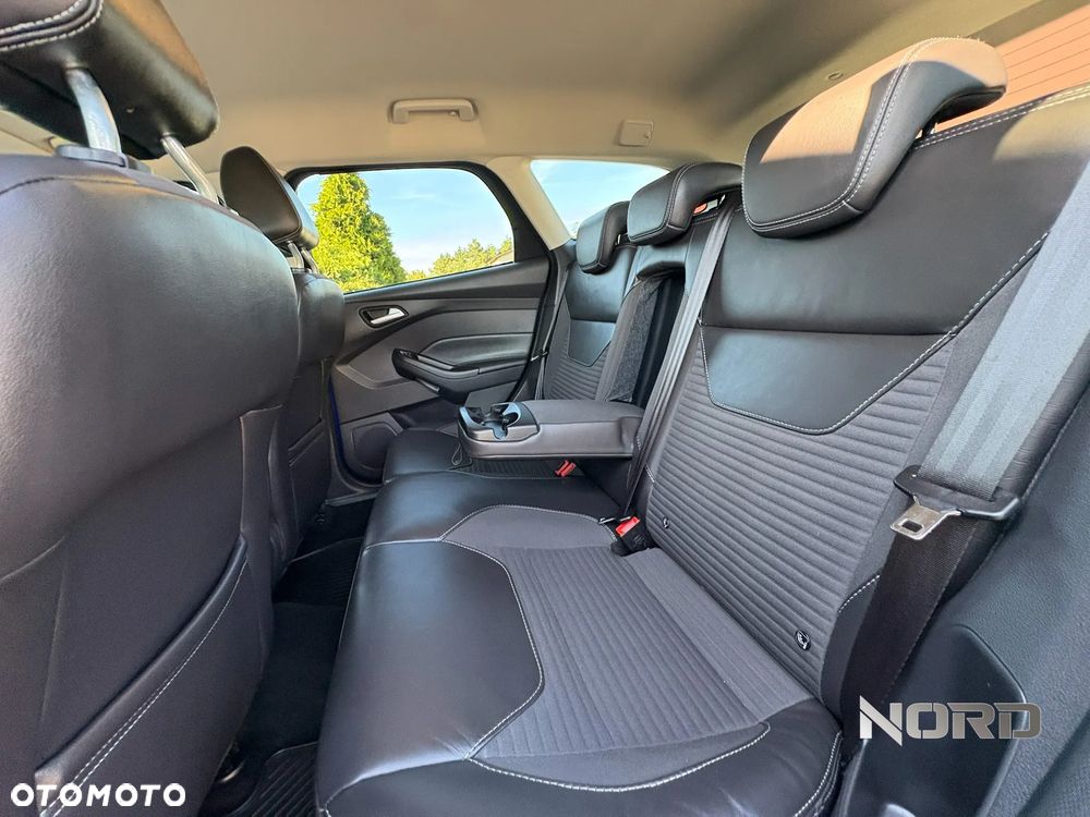 Ford Focus 1.0 EcoBoost Titanium - 27