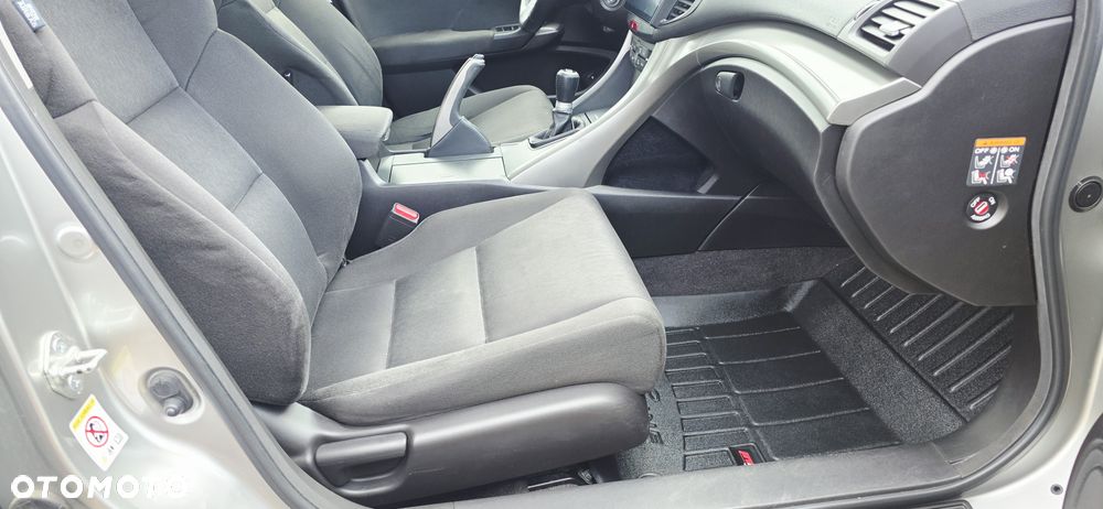 Honda Accord 2.0 Lifestyle - 38