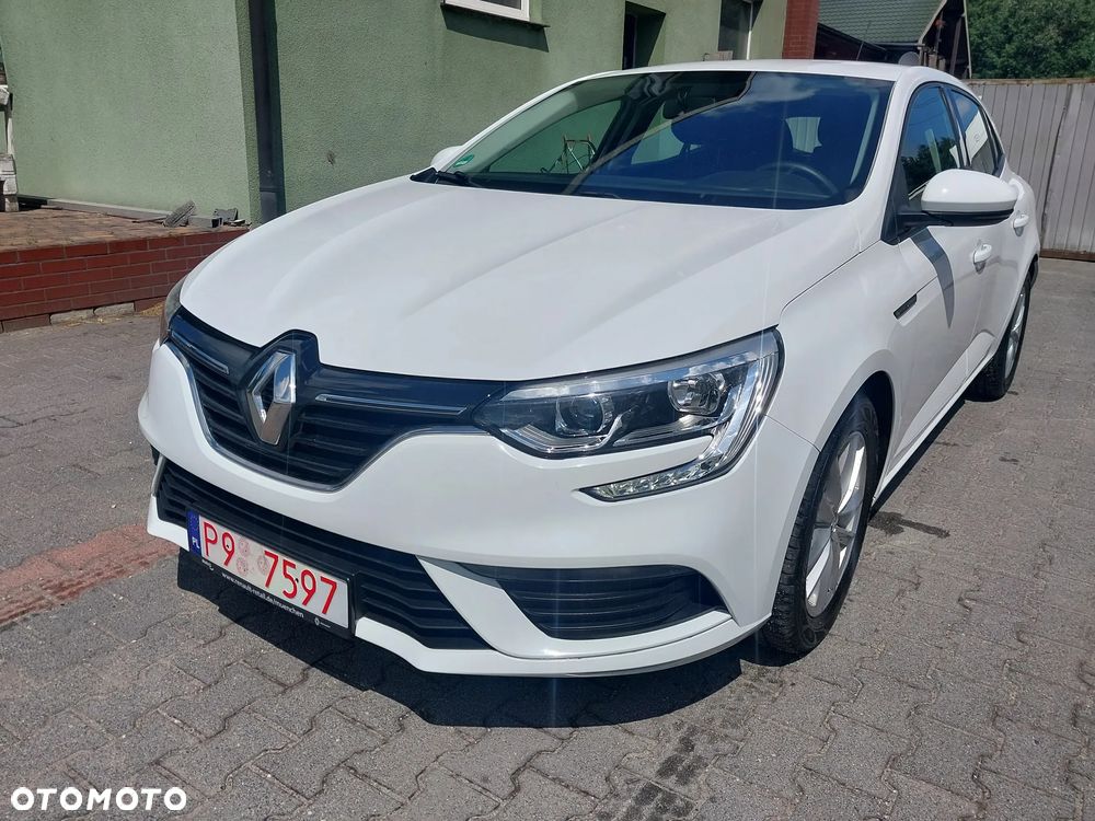 Renault Megane 1.2 Energy TCe Limited - 17