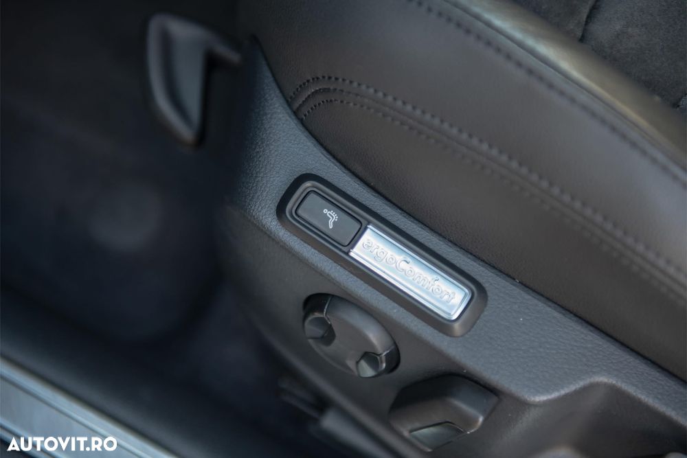 Volkswagen Passat 2.0 TDI DSG Highline - 11