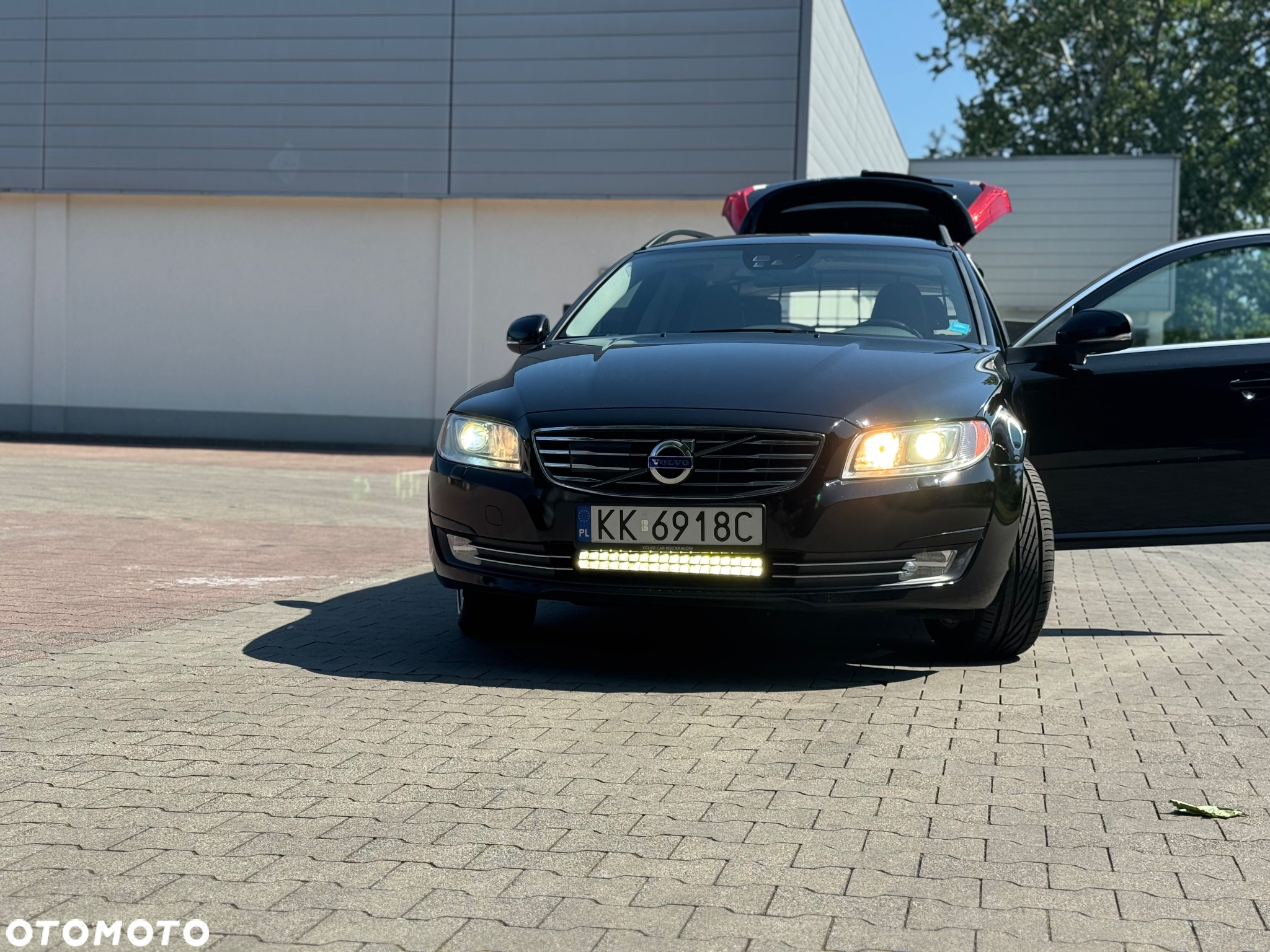Volvo V70 D4 Geartronic Momentum - 14