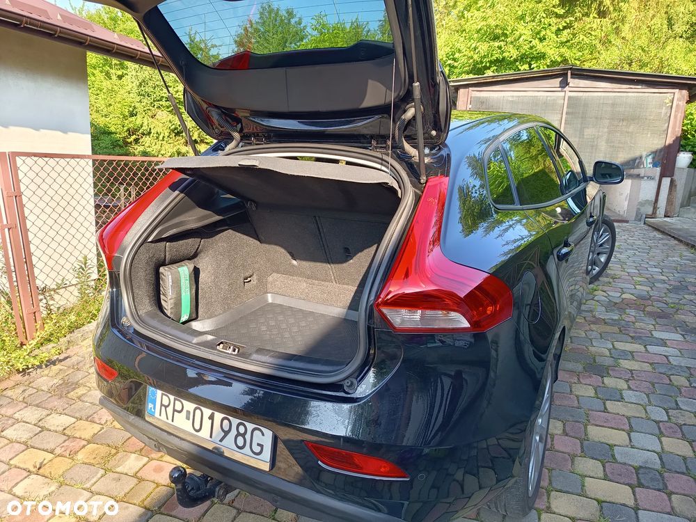 Volvo V40 - 11