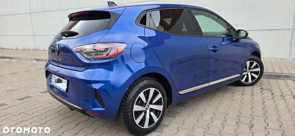 Renault Clio - 11