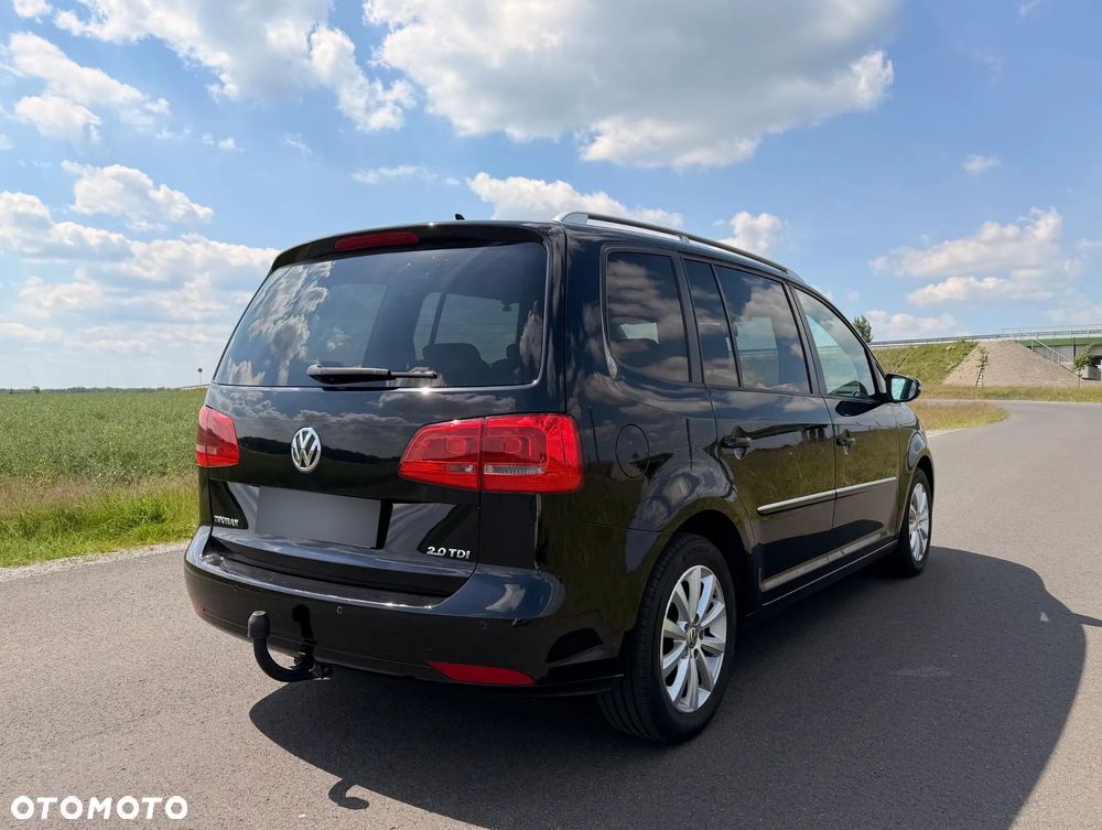 Volkswagen Touran 2.0 TDI DPF DSG Highline - 3