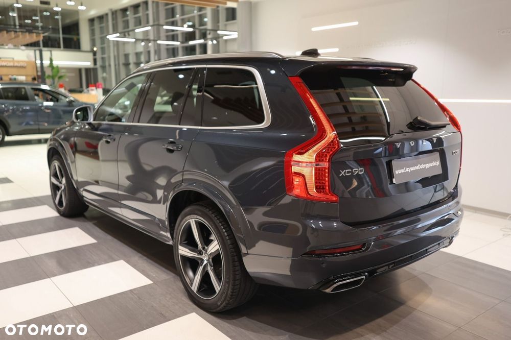Volvo XC 90 - 5