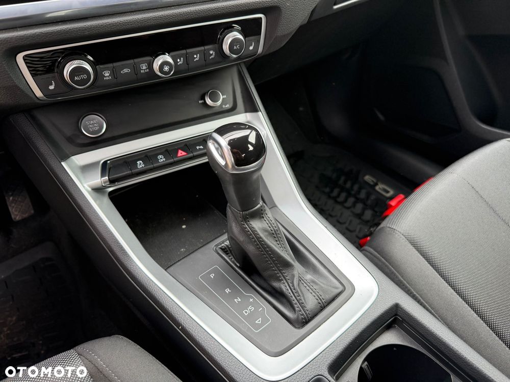 Audi Q3 35 TFSI S tronic - 22