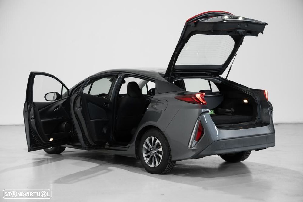 Toyota Prius - 6