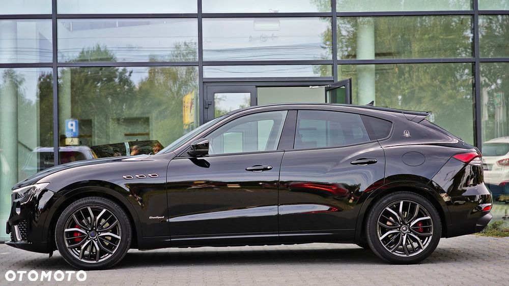 Maserati Levante - 3