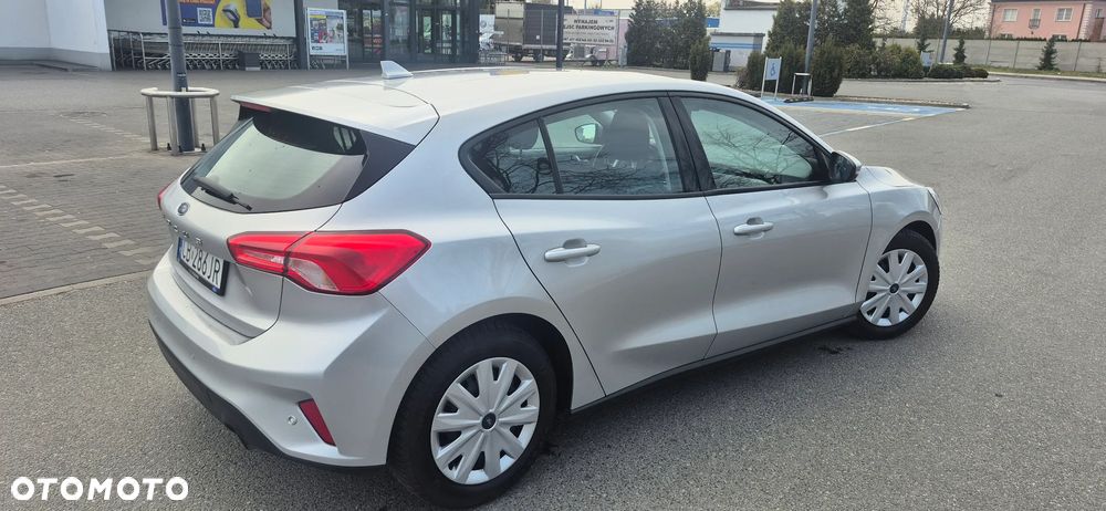 Ford Focus 1.0 EcoBoost Trend Edition - 6