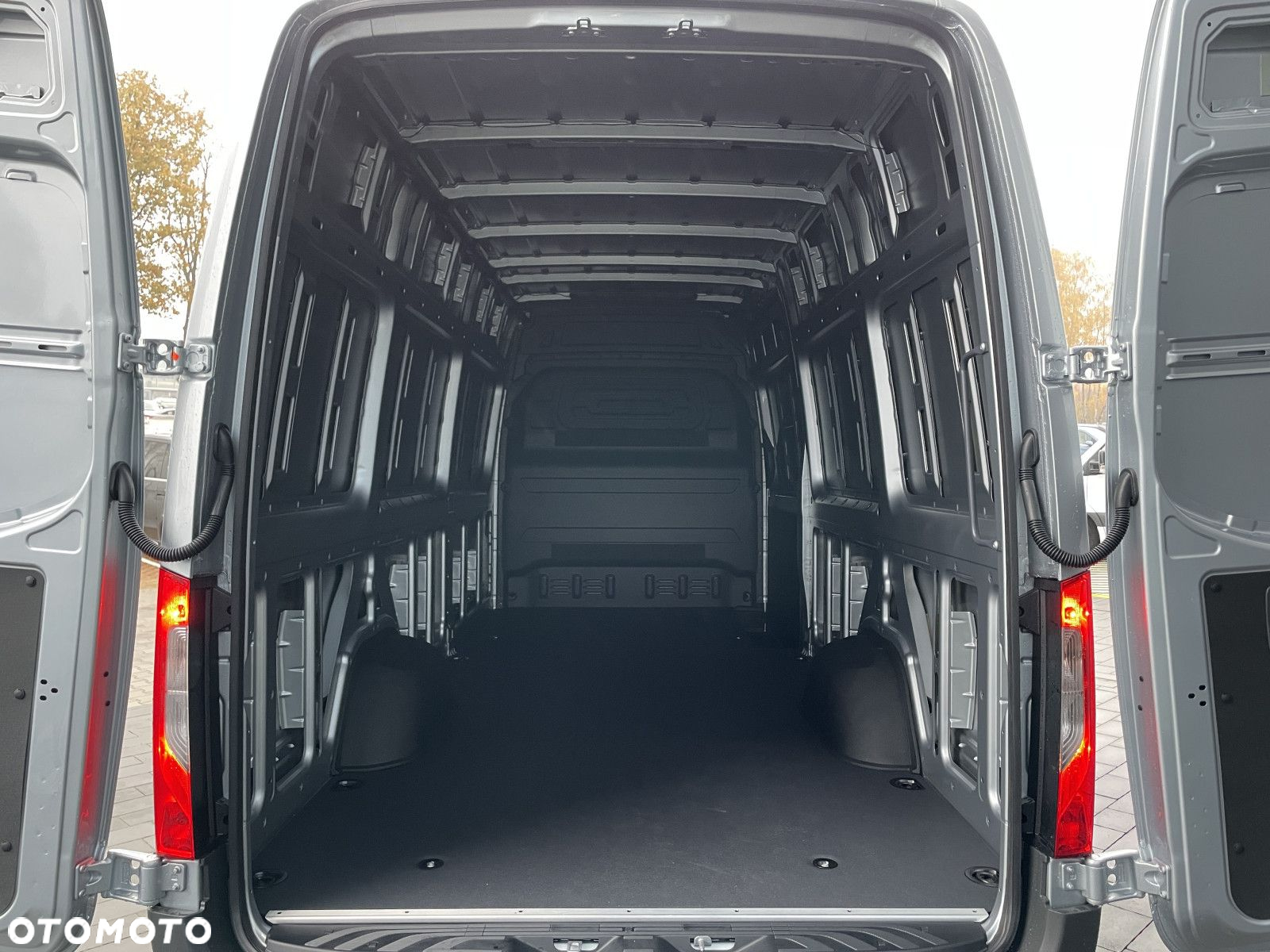 Mercedes-Benz eSprinter - 6