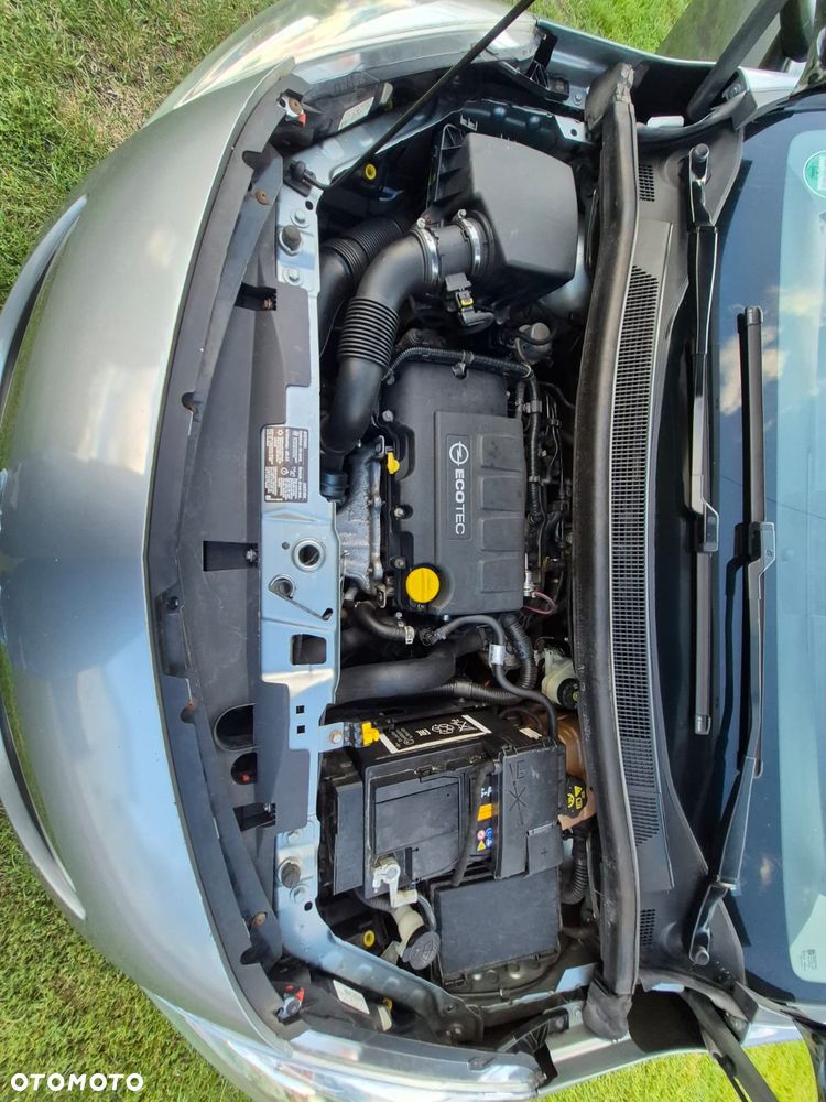 Opel Meriva - 38