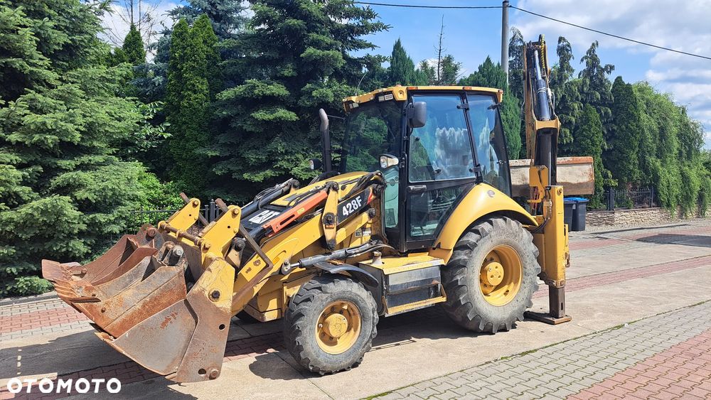 Caterpillar 428F - 12