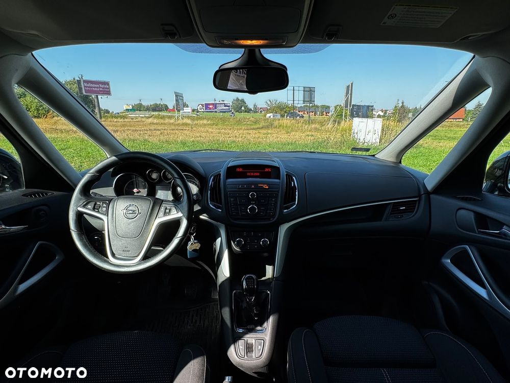 Opel Zafira Tourer 2.0 CDTI Edition - 30