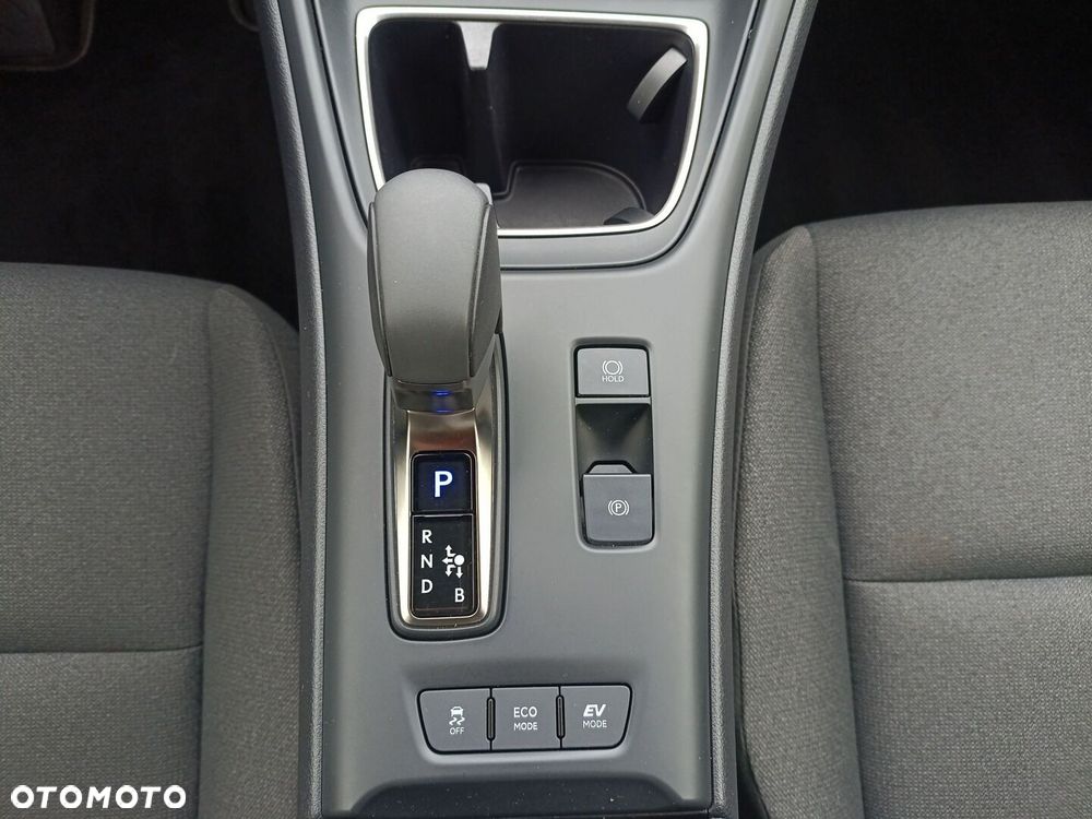 Lexus LBX 1.5 Hybrid - 24