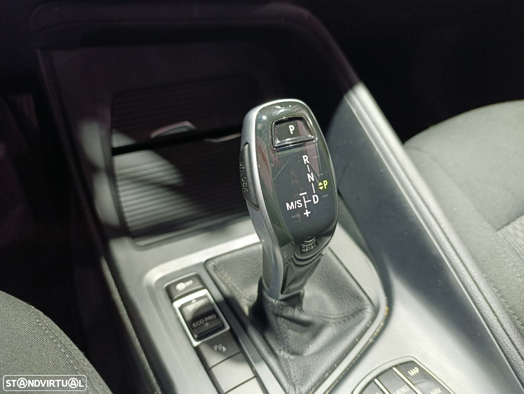 BMW X1 16 d sDrive Auto - 9
