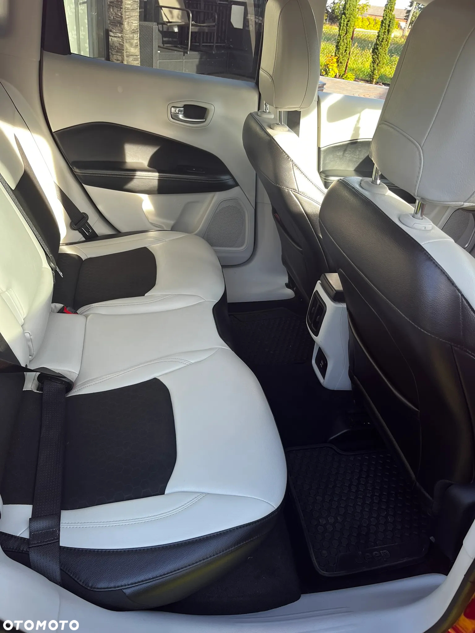 Jeep Compass - 6