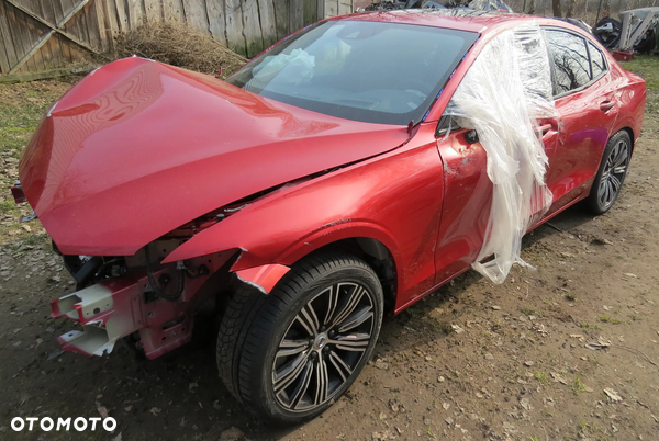 VOLVO S60 III 2.0 T5 B4204T26 LAKIER 725 NA CZĘŚCI
