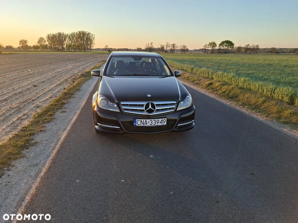 Mercedes-Benz Klasa C 220 CDI DPF (BlueEFFICIENCY) - 3