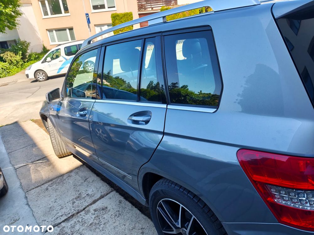 Mercedes-Benz GLK 220 CDI DPF BlueEFFICIENCY 7G-TRONIC - 4