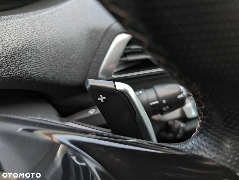 Peugeot 3008 2.0 BlueHDi GT S&S EAT8 - 25