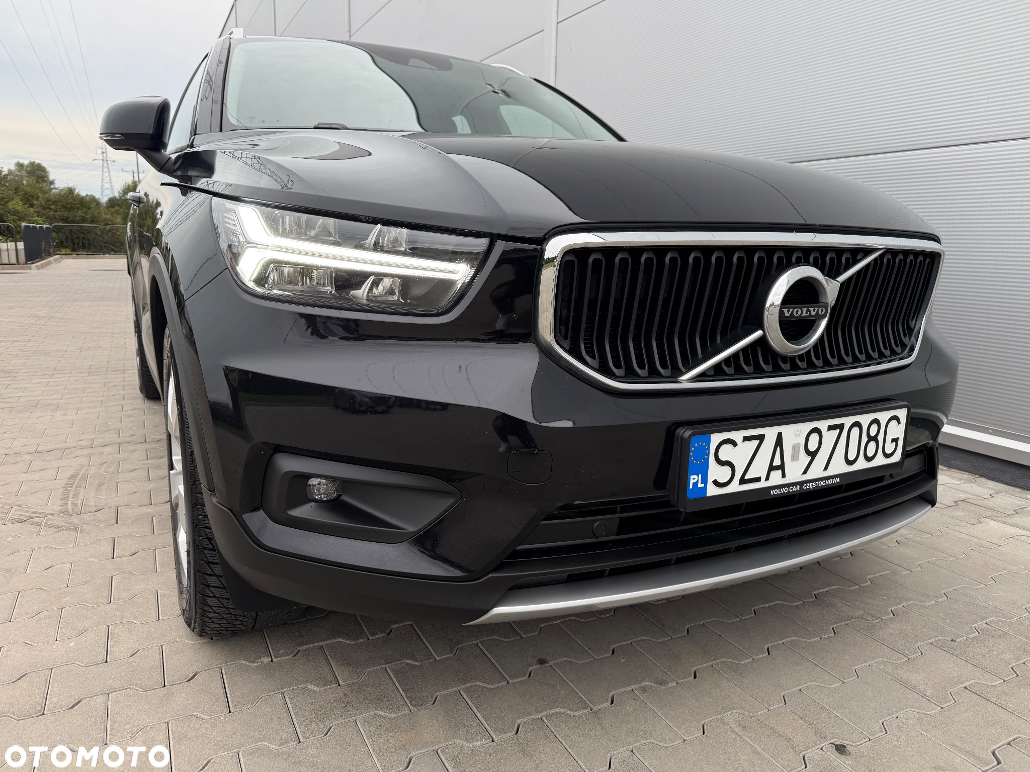 Volvo XC 40 T3 Geartronic Momentum Pro - 26