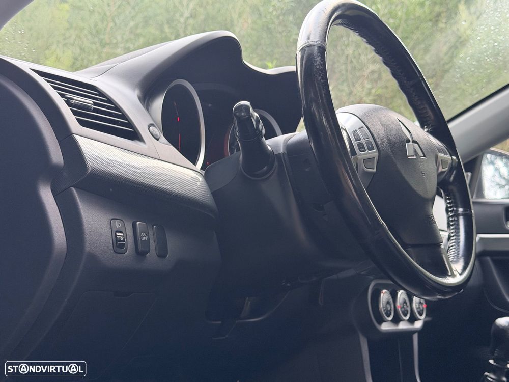 Mitsubishi Lancer 2.0 DI-D Intense + Pk Co. FPF - 42