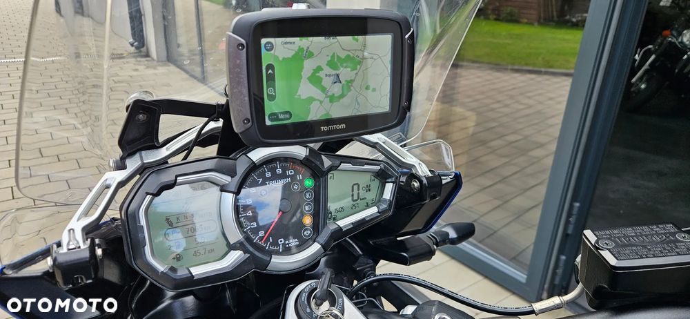 Triumph Tiger - 25