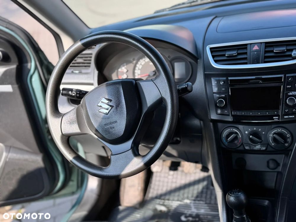 Suzuki Swift 1.2 Club - 10