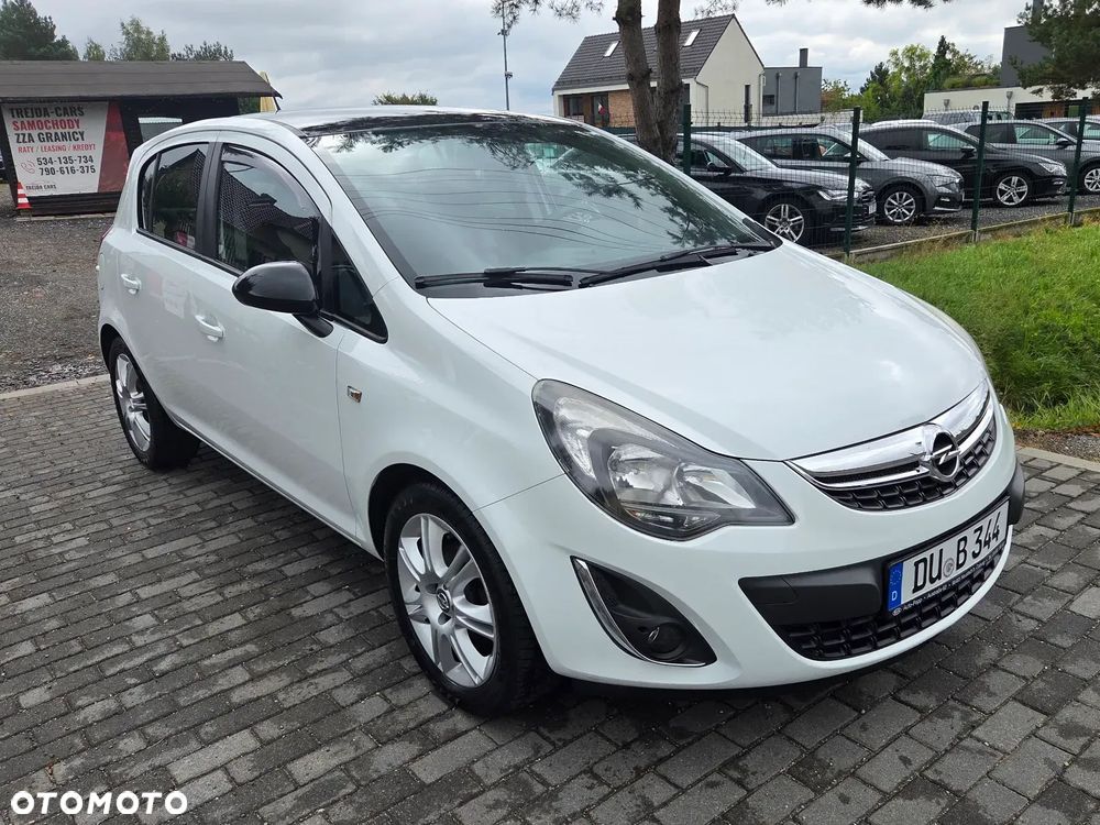 Opel Corsa 1.4 16V Cosmo - 1