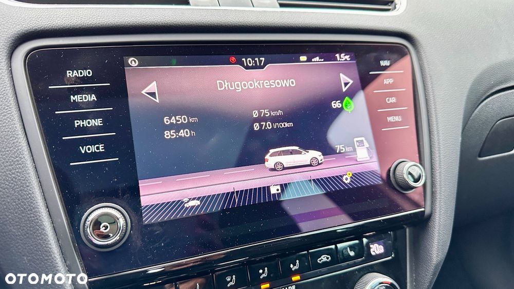 Skoda Octavia 2.0 TDI DSG RS - 31