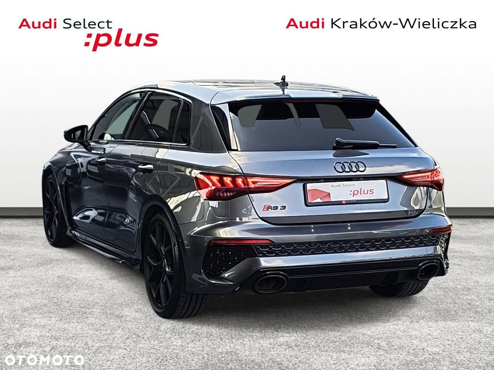 Audi RS3 Sportback TFSI Quattro S tronic - 4