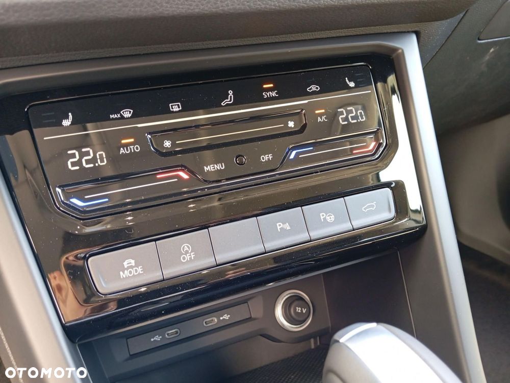 Volkswagen Touran - 15